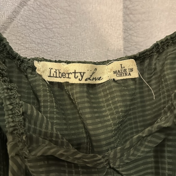 Off the shoulders liberty love dress - Picture 2 of 4